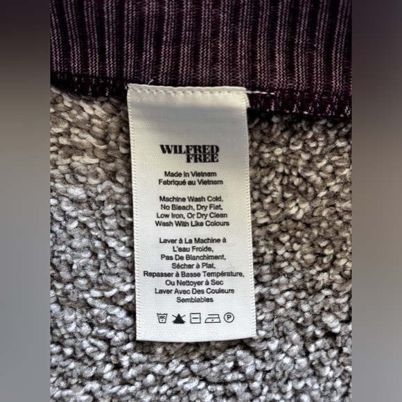 NWT ARITZIA WILFRED FREE Trebeck Mini Skirt Burgundy Ribbed Size Small - Picture 4 of 8